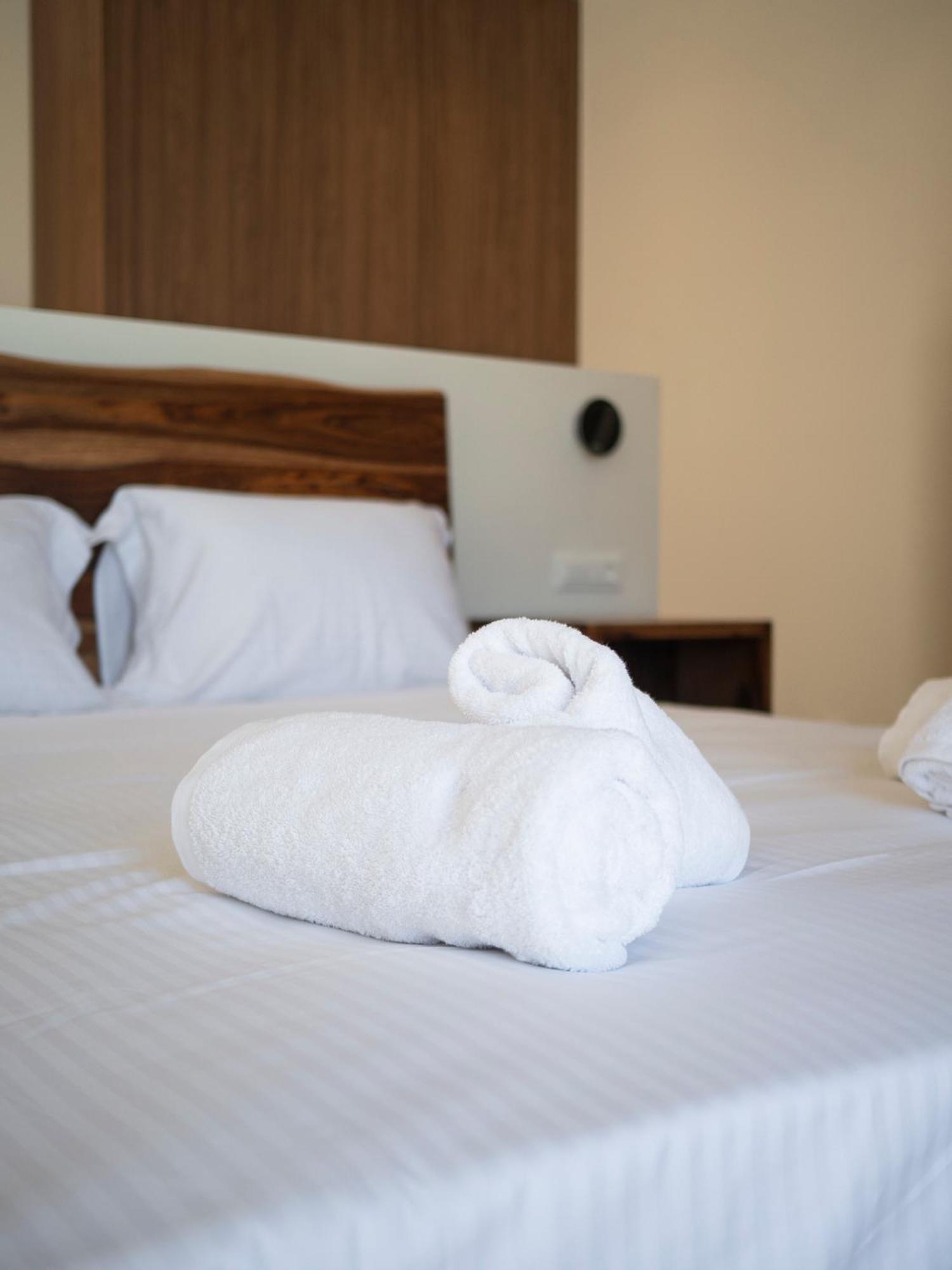 Aethrion Villas & Suites Jenadi Zewnętrze zdjęcie