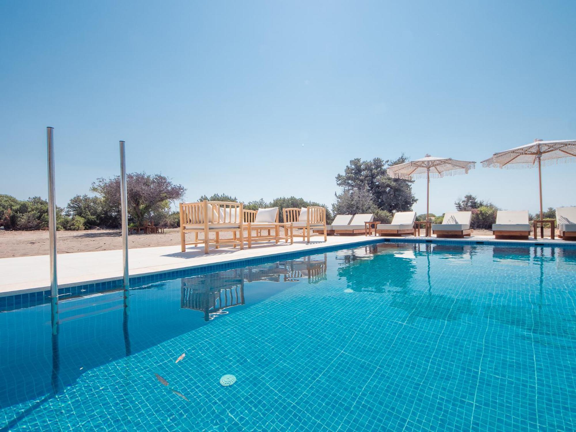 Aethrion Villas & Suites Jenadi Zewnętrze zdjęcie